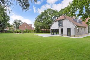 Photo 27- click for photo gallery